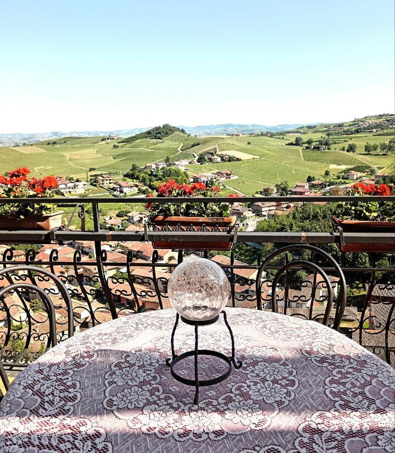 Teresa Al Belvedere Rooms&Holidayapartments Camere&Appartamenti Castellinaldo Ngoại thất bức ảnh