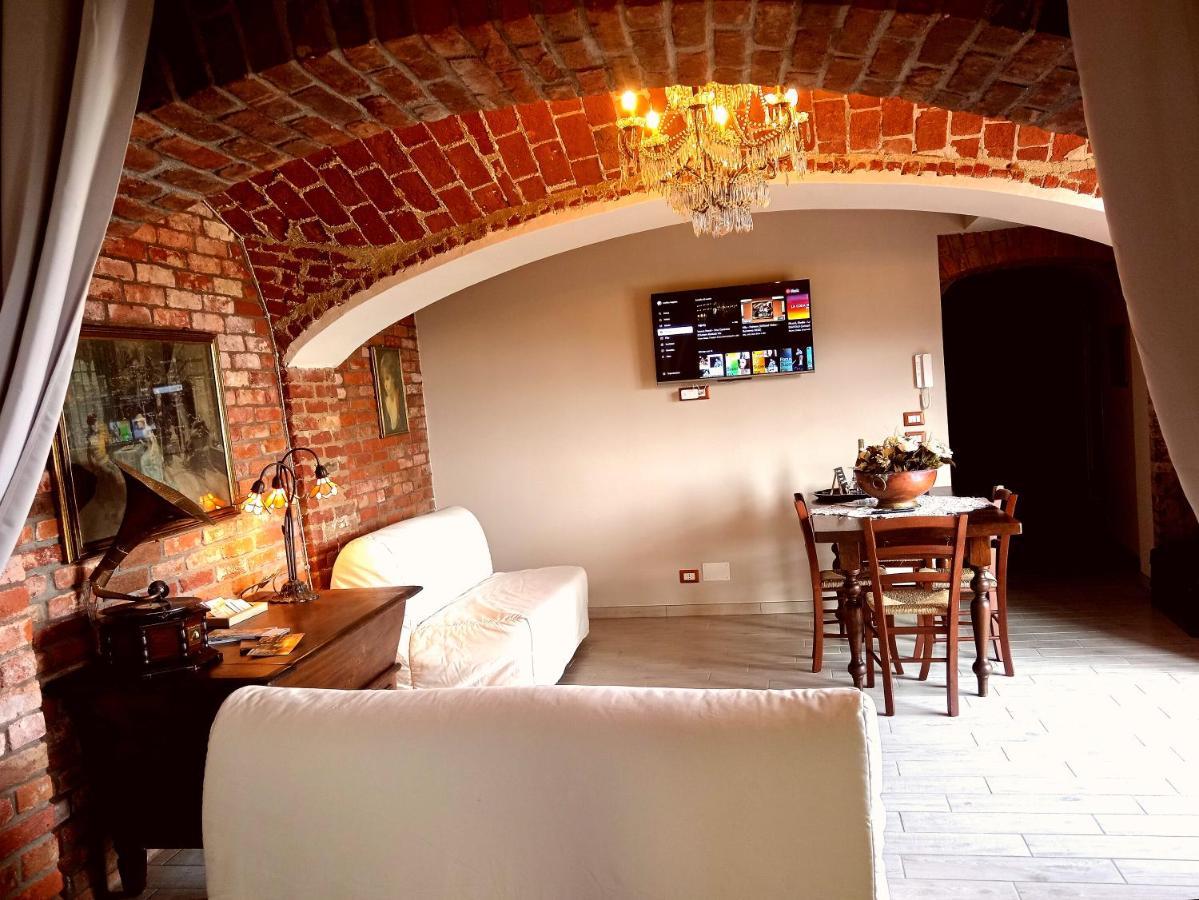 Teresa Al Belvedere Rooms&Holidayapartments Camere&Appartamenti Castellinaldo Ngoại thất bức ảnh