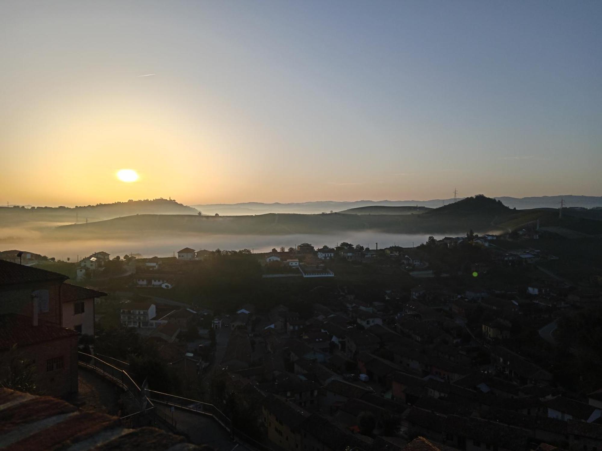 Teresa Al Belvedere Rooms&Holidayapartments Camere&Appartamenti Castellinaldo Ngoại thất bức ảnh